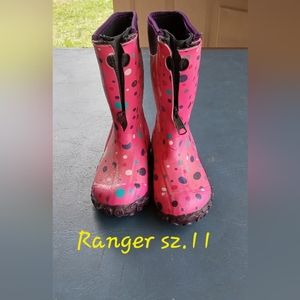 boots size 11